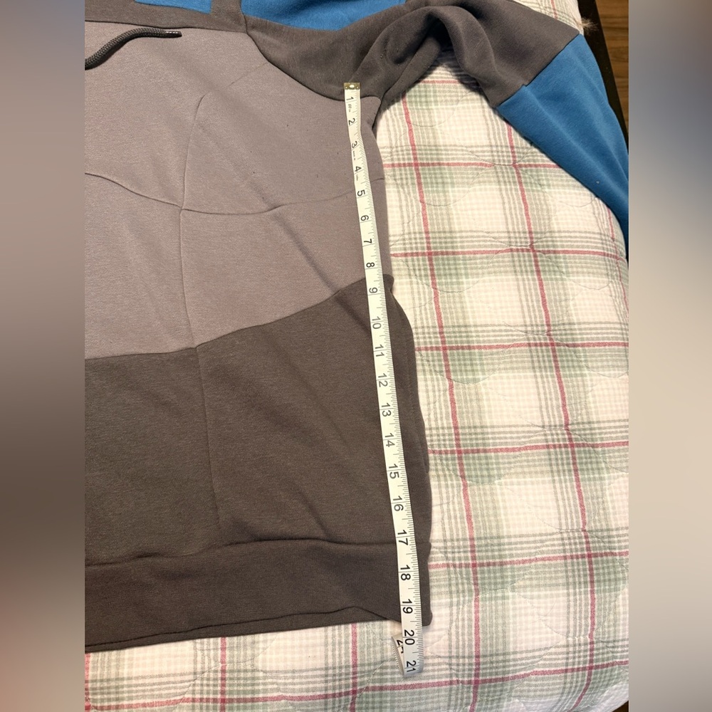 Her Universe Star Wars Bo-Katan Armor Hoodie Plus Size - Picture 10 of 13